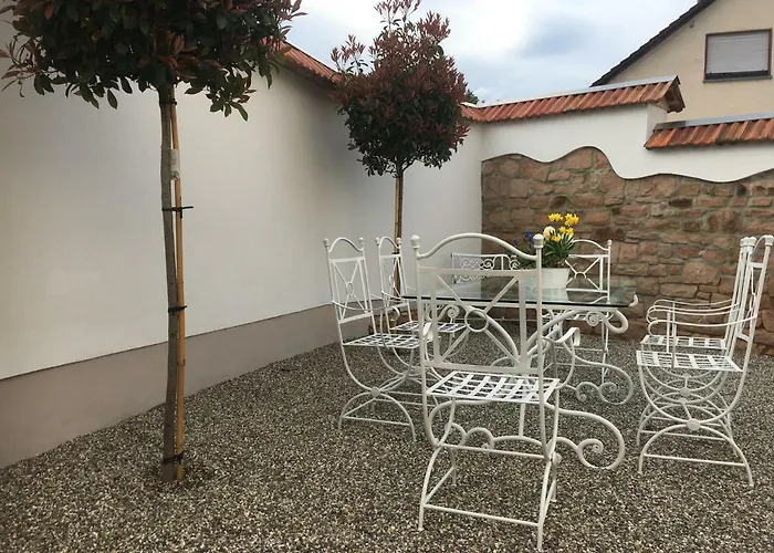 Christmann's * Weisenheim am Berg